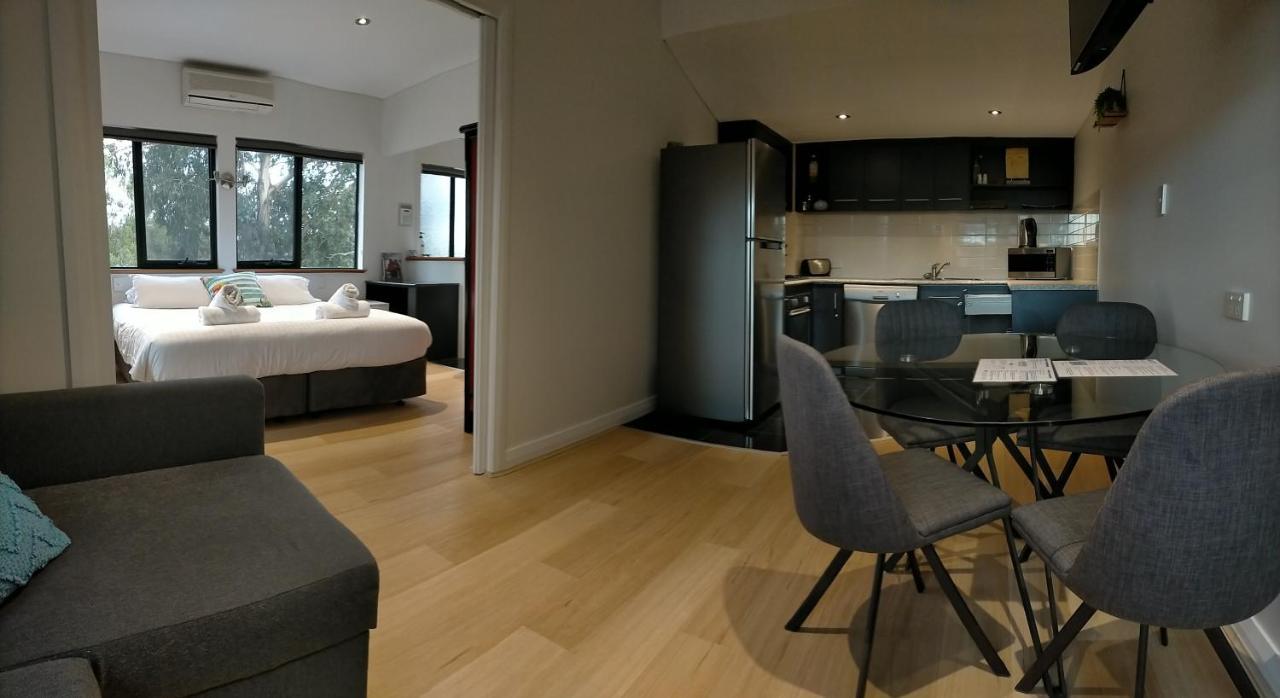 Dunsborough Apartments & Suites Exteriör bild