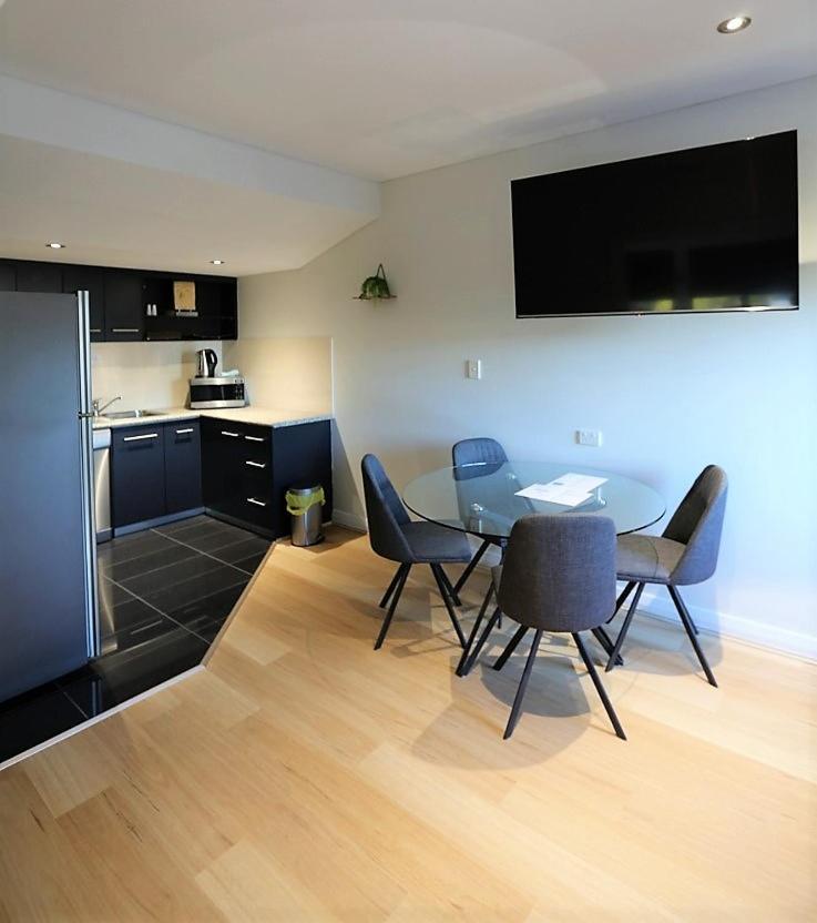Dunsborough Apartments & Suites Exteriör bild